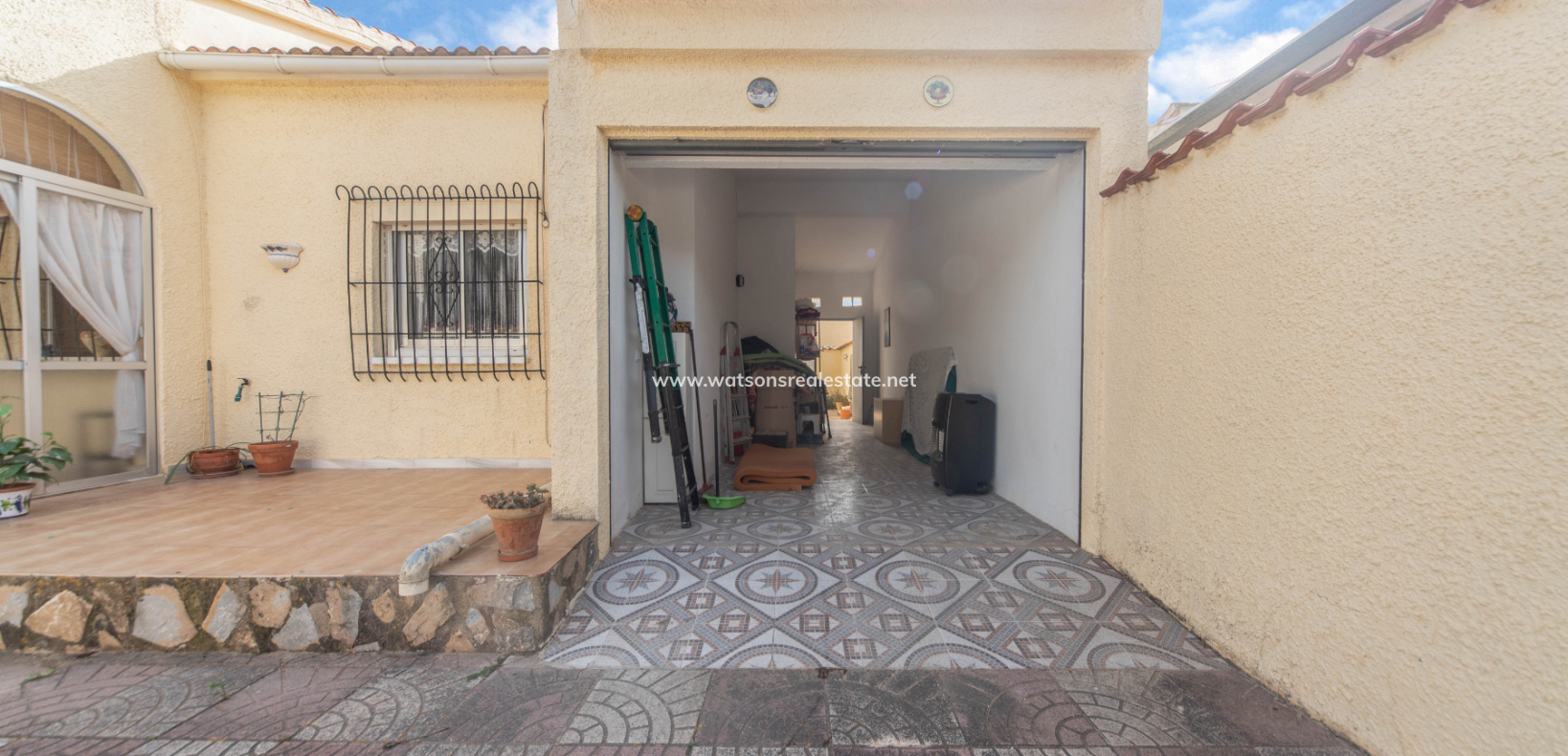 Revente - Maison Individuelle - Urb. La Marina