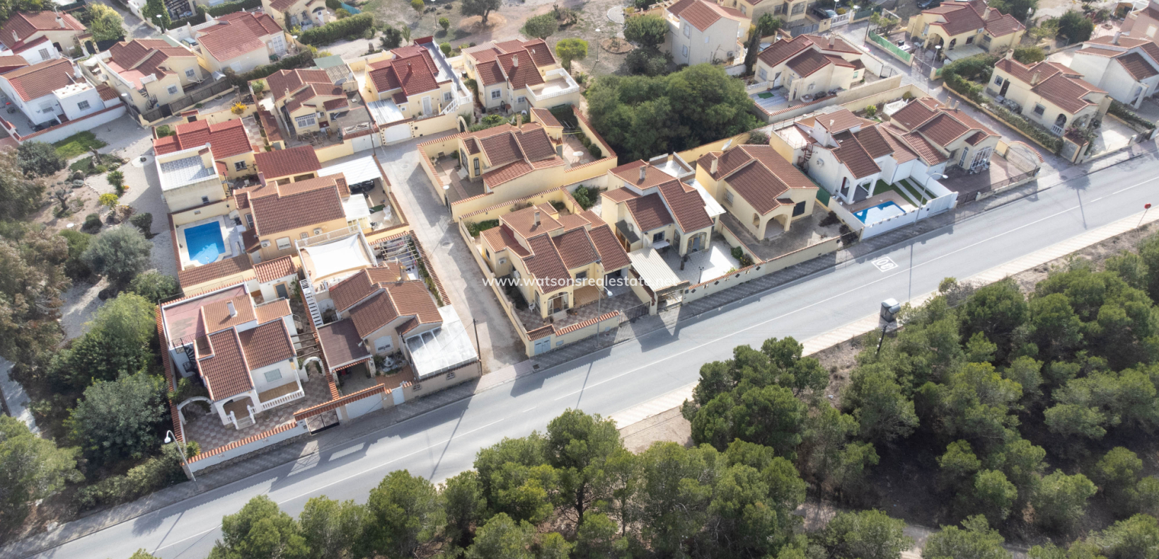 Revente - Maison Individuelle - Urb. La Marina