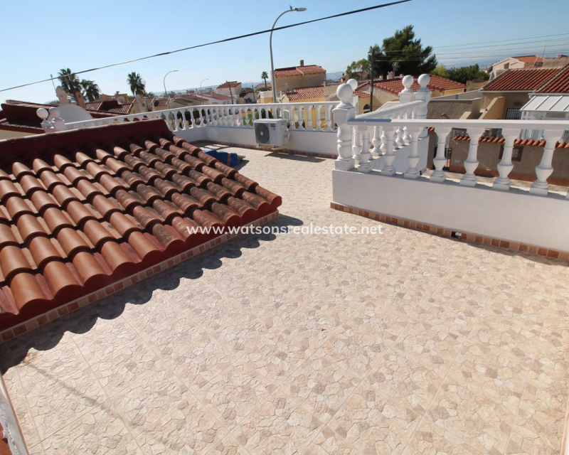 Revente - Maison Individuelle - Urb. La Marina