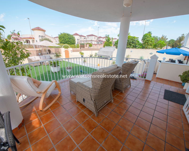 Revente - Maison Individuelle - Urb. La Marina