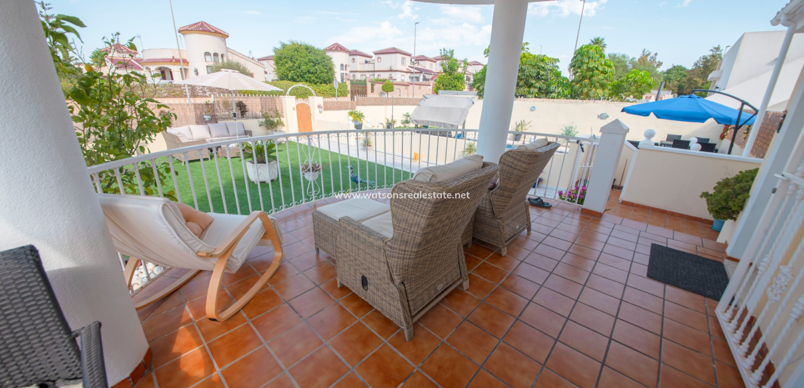 Revente - Maison Individuelle - Urb. La Marina
