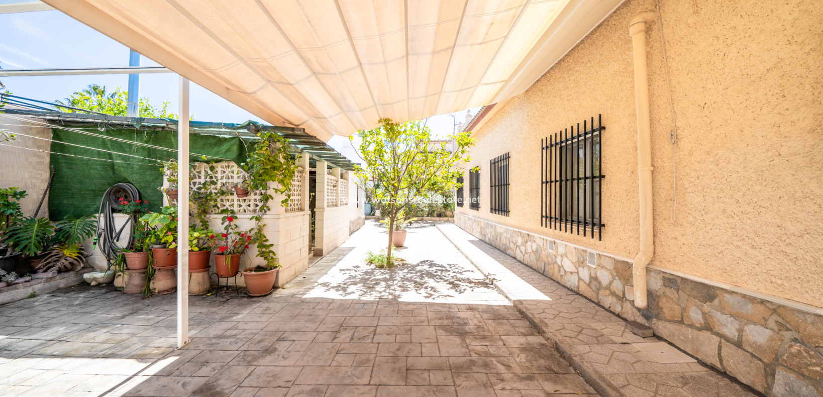 Revente - Maison Individuelle - Urb. La Marina