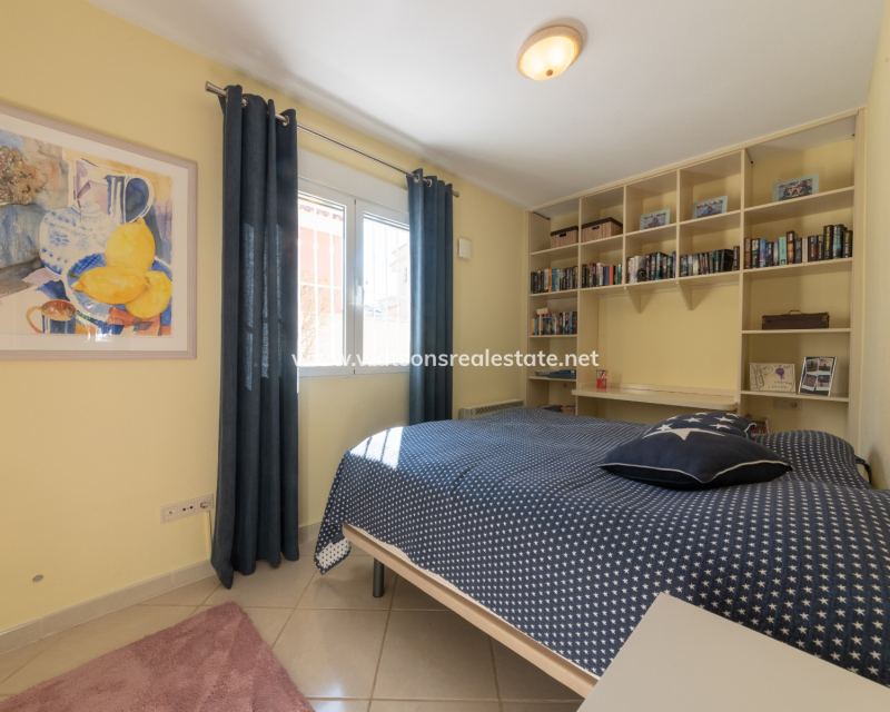 Revente - Maison Individuelle - Urb. La Marina