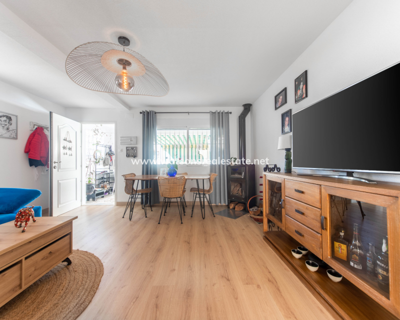 Revente - Maison Individuelle - Urb. La Marina