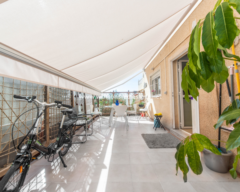 Revente - Maison Individuelle - Urb. La Marina