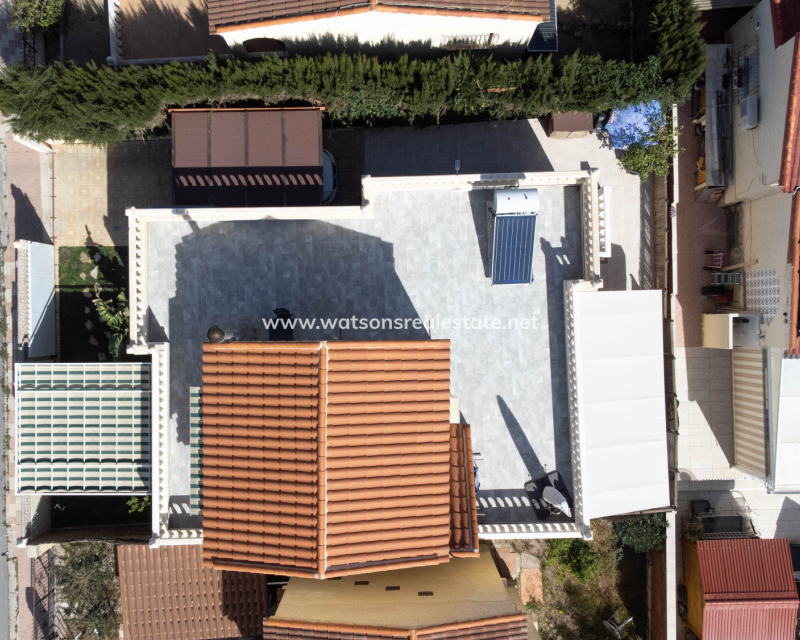 Revente - Maison Individuelle - Urb. La Marina
