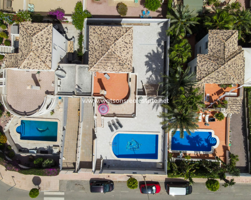 Revente - Maison Individuelle - Urb. La Marina