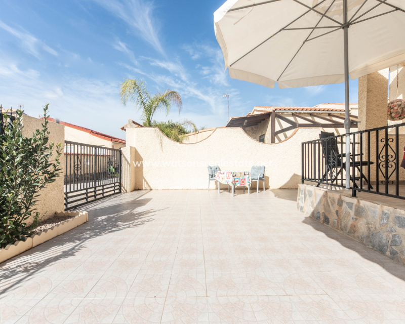 Revente - Maison Individuelle - Urb. La Marina