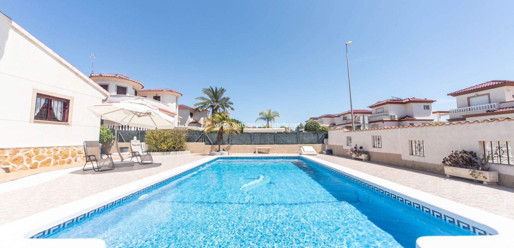 Revente - Maison Individuelle - Urb. La Marina