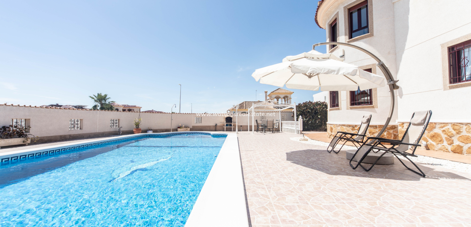 Revente - Maison Individuelle - Urb. La Marina