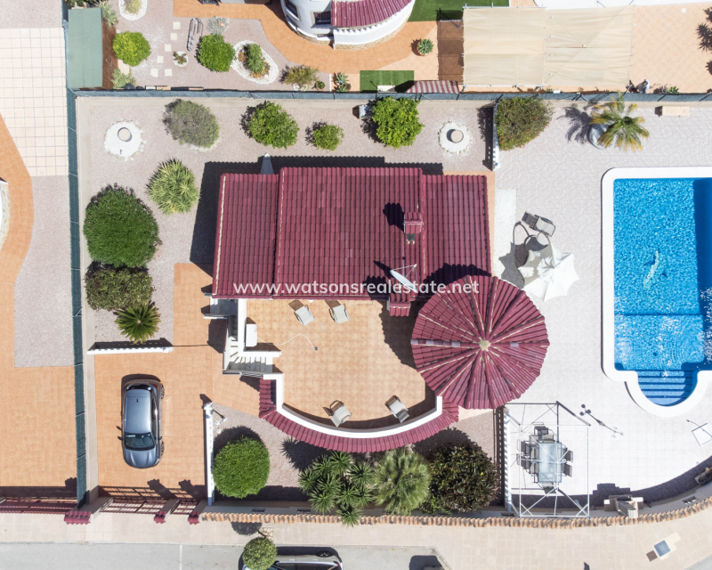 Revente - Maison Individuelle - Urb. La Marina
