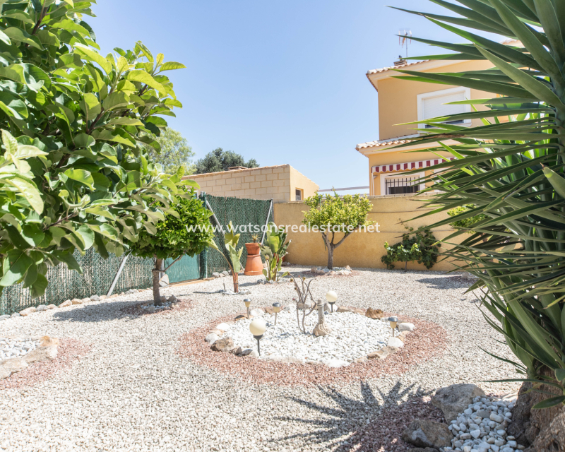Revente - Maison Individuelle - Urb. La Marina