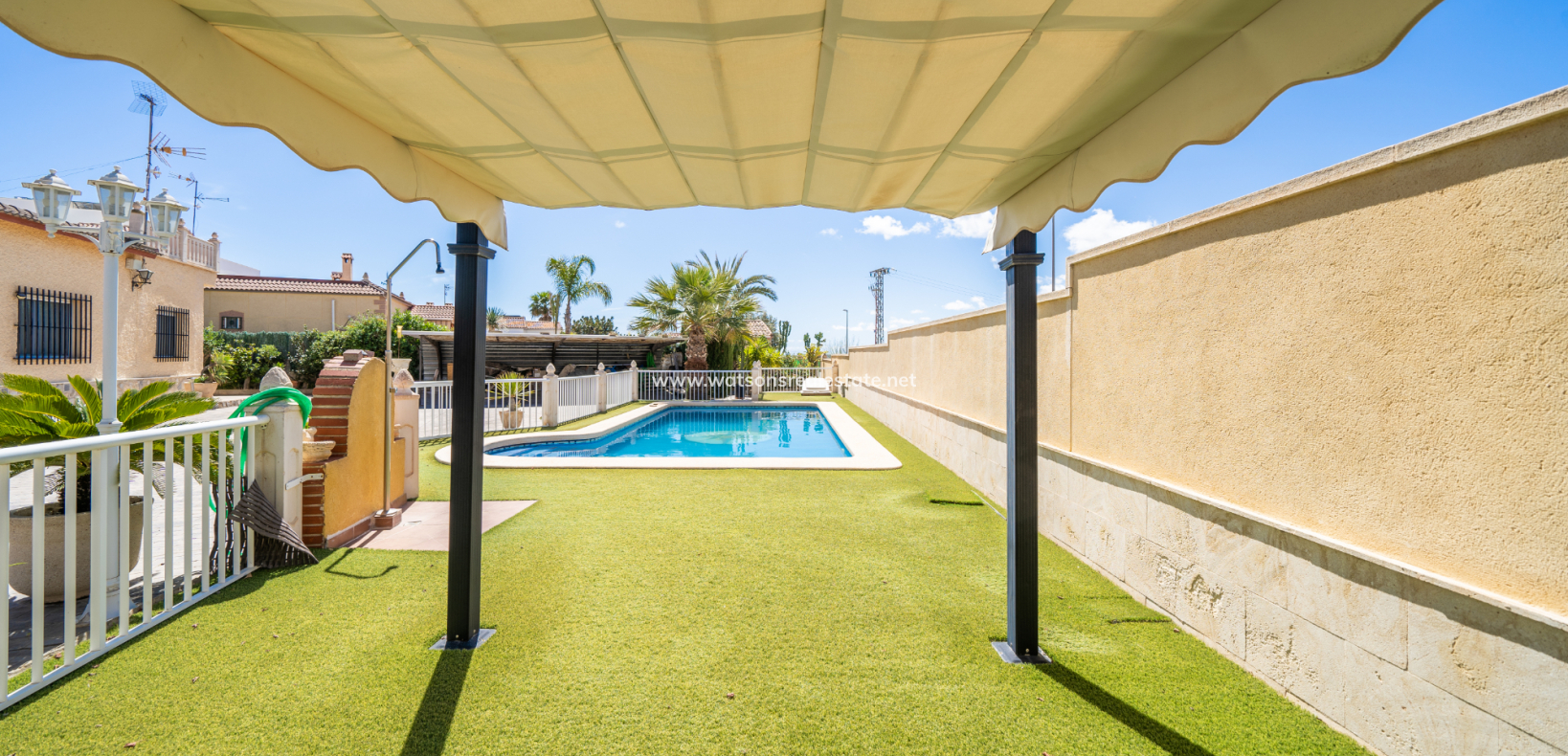 Revente - Maison Individuelle - Urb. La Marina