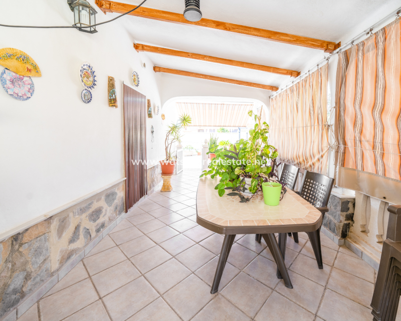 Revente - Maison Individuelle - Urb. La Marina