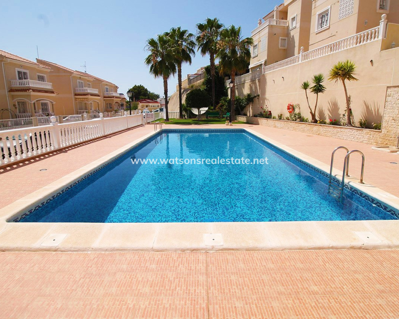 Revente - Maison Individuelle - Urb. La Marina