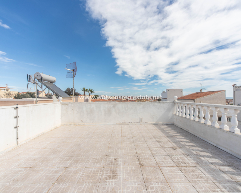 Revente - Maison Individuelle - Urb. La Marina