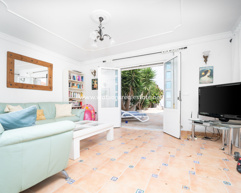 Revente - Maison Individuelle - Urb. La Marina