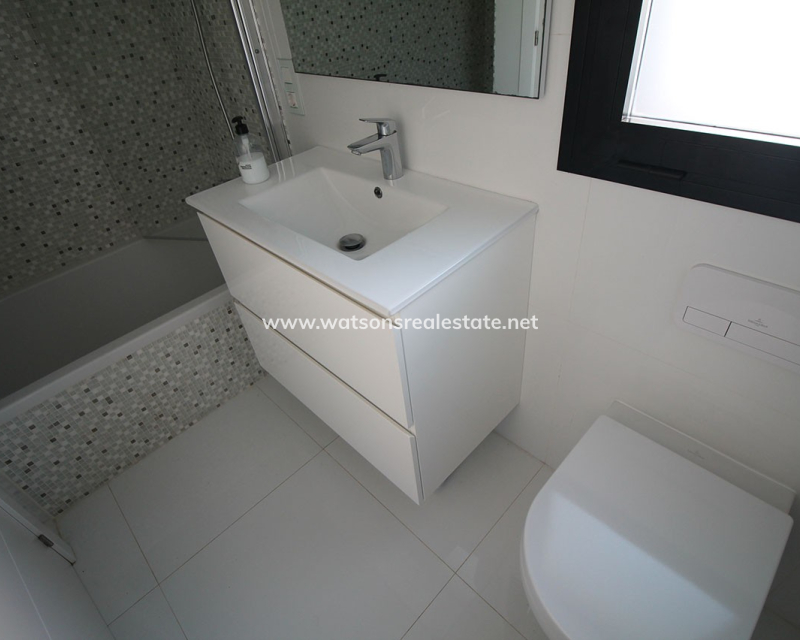 Revente - Maison Individuelle - Urb. La Marina