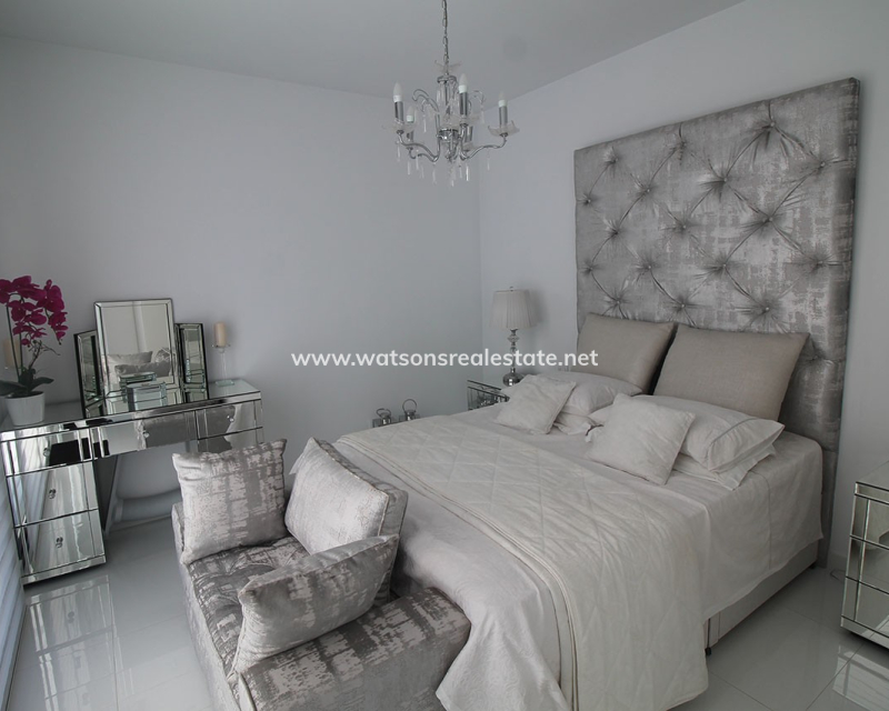 Revente - Maison Individuelle - Urb. La Marina