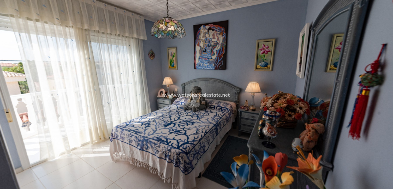 Revente - Maison Individuelle - Urb. La Marina