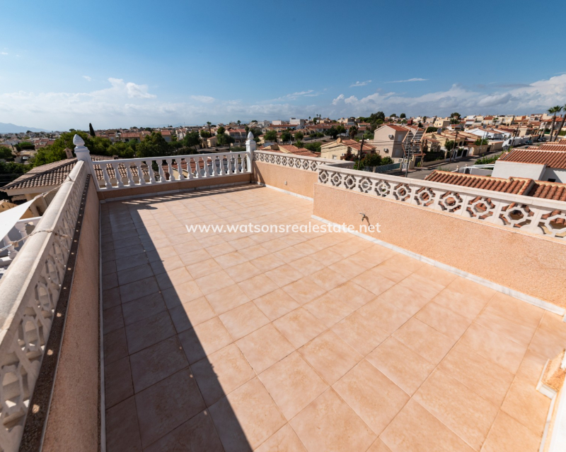 Revente - Maison Individuelle - Urb. La Marina