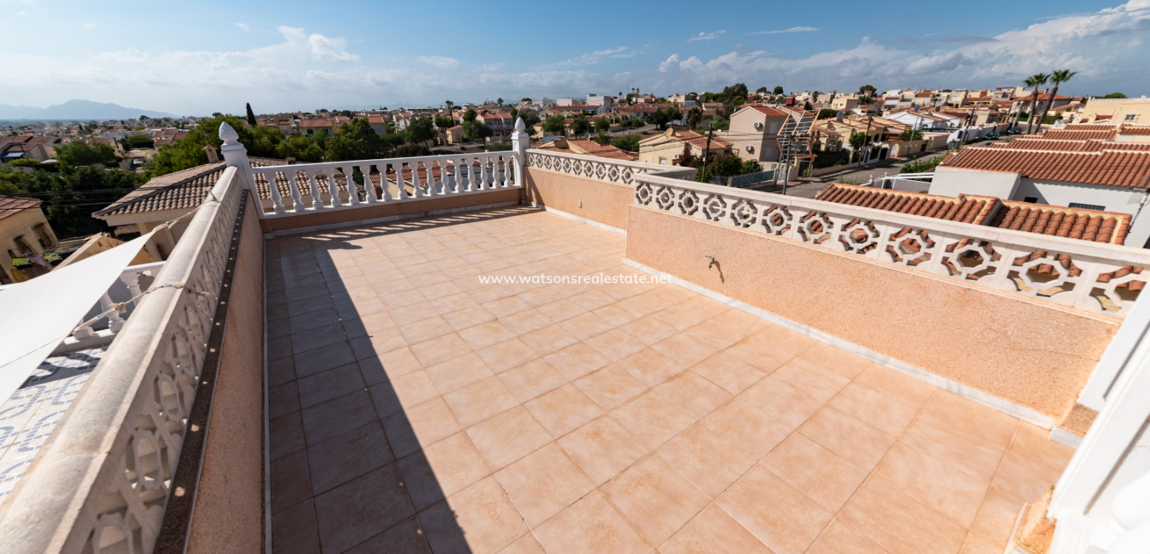 Revente - Maison Individuelle - Urb. La Marina