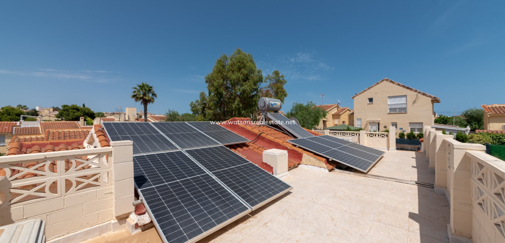 Revente - Maison Individuelle - Urb. La Marina