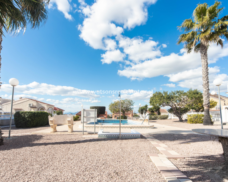 Revente - Maison Individuelle - Urb. La Marina