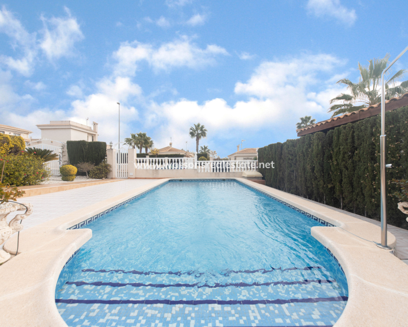 Revente - Maison Individuelle - Urb. La Marina