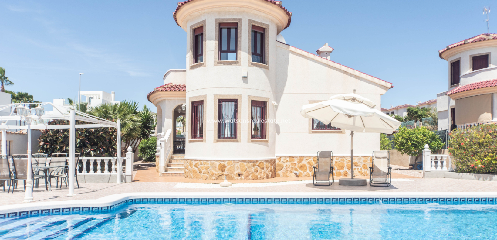 Revente - Maison Individuelle - Urb. La Marina
