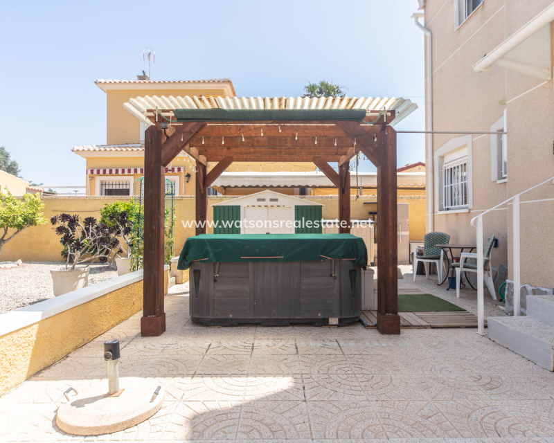 Revente - Maison Individuelle - Urb. La Marina