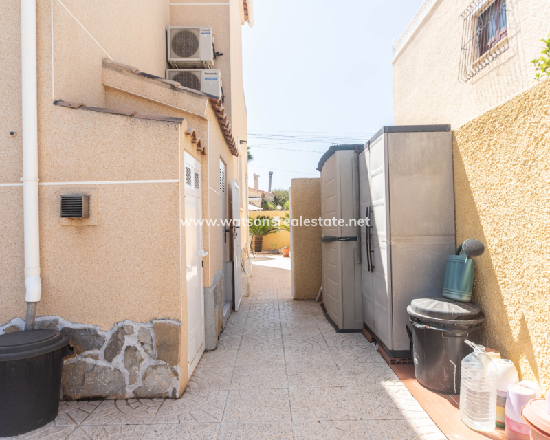 Revente - Maison Individuelle - Urb. La Marina