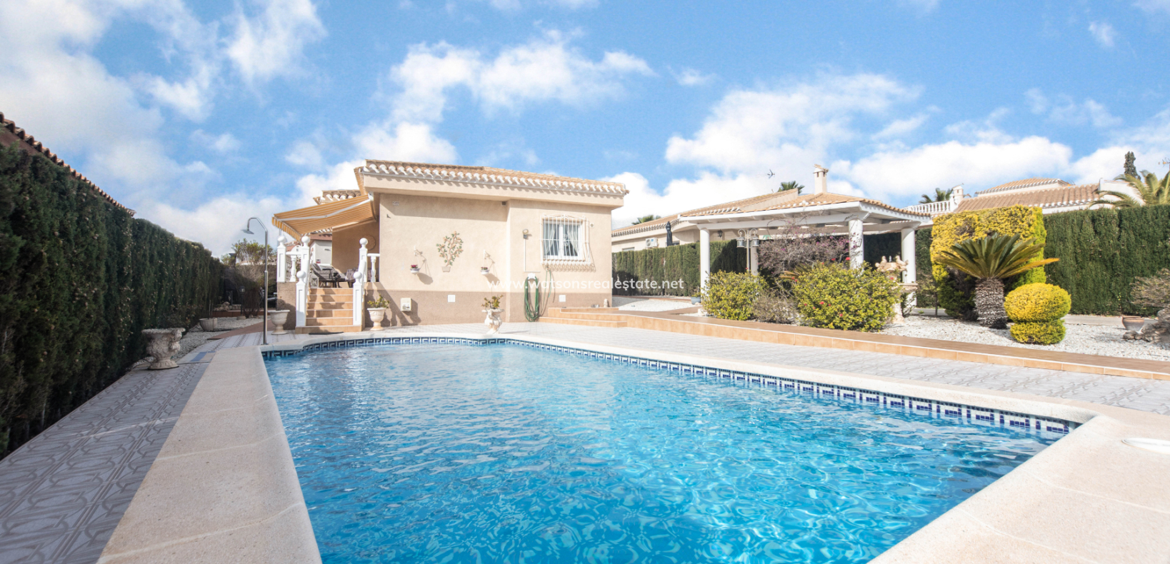 Revente - Maison Individuelle - Urb. La Marina