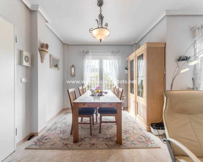 Revente - Maison Individuelle - Urb. La Marina