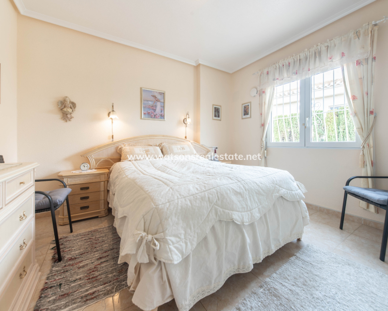 Revente - Maison Individuelle - Urb. La Marina