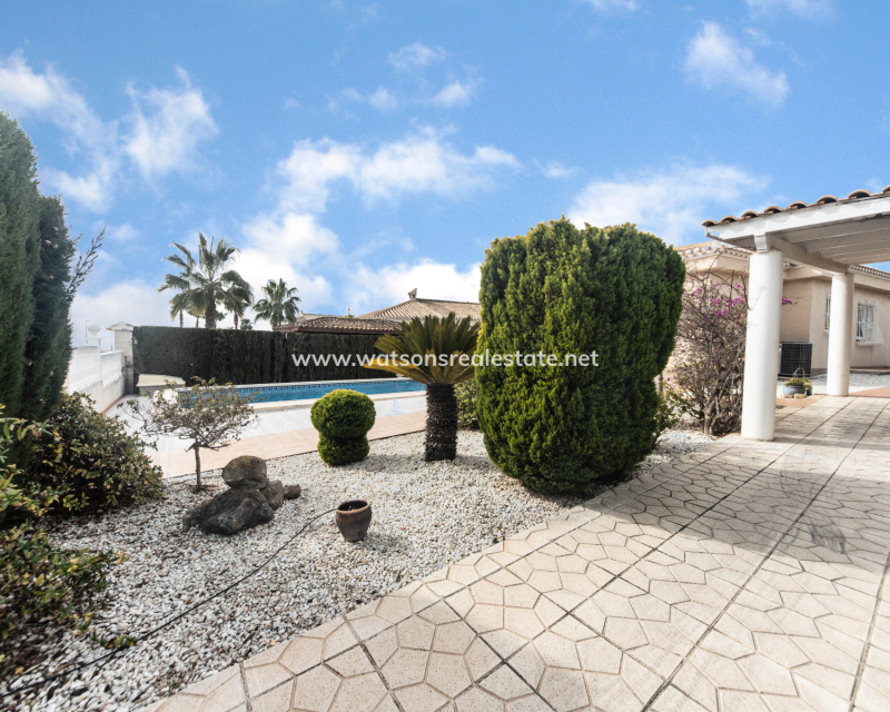 Revente - Maison Individuelle - Urb. La Marina