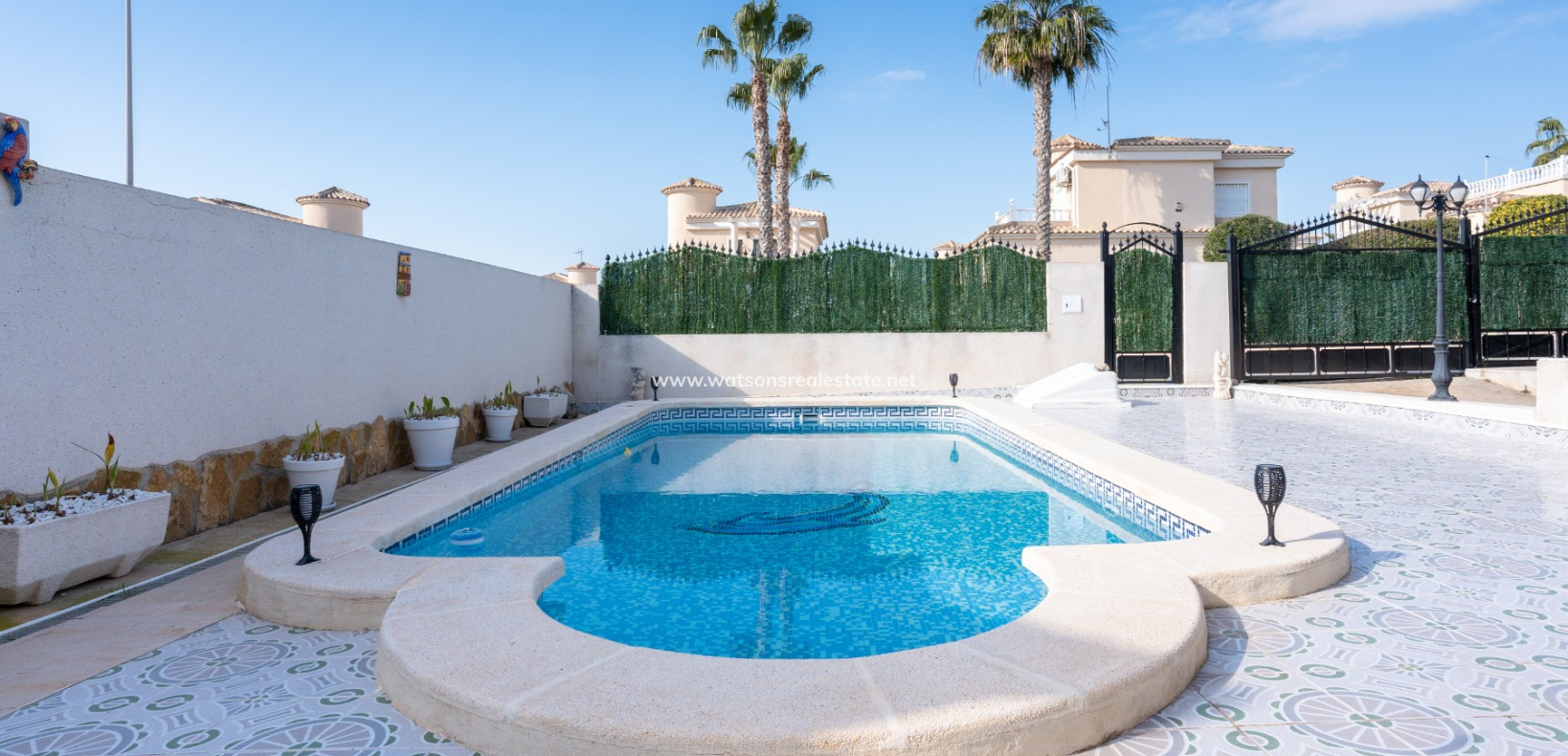 Revente - Maison Individuelle - Urb. La Marina