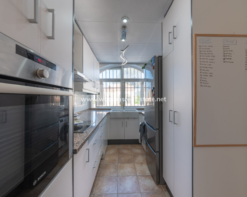 Revente - Maison Individuelle - Urb. La Marina
