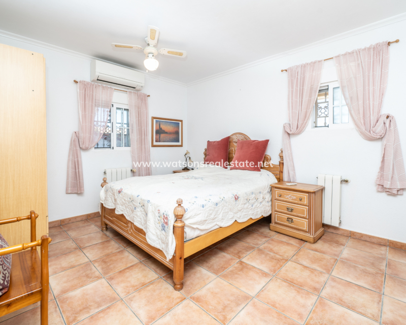 Revente - Maison Individuelle - Urb. La Marina