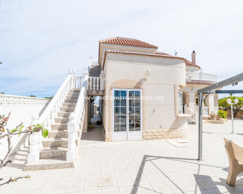 Revente - Maison Individuelle - Urb. La Marina