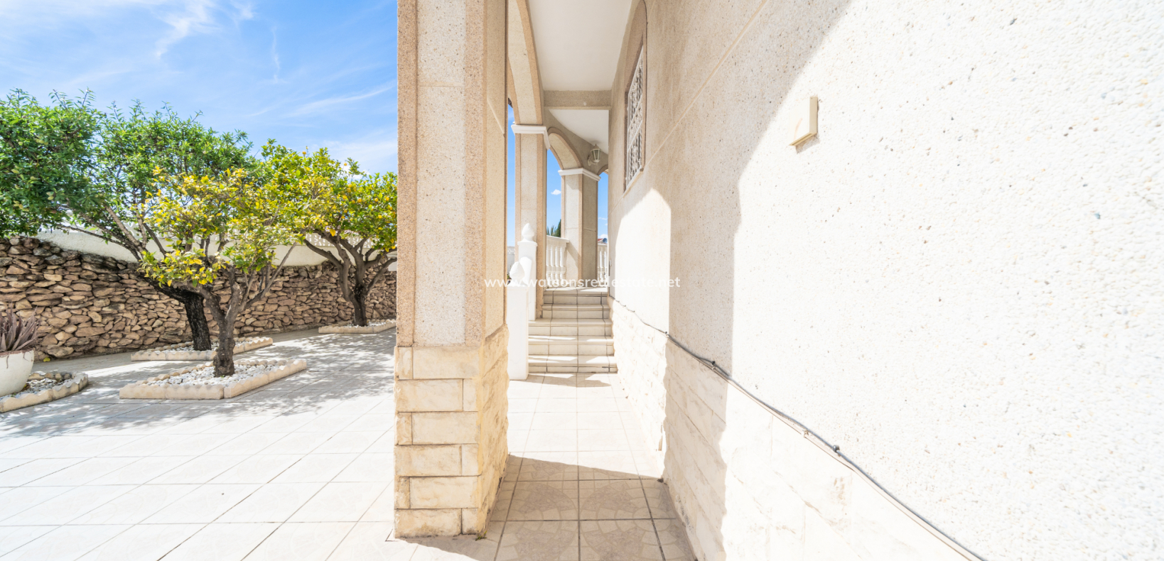 Revente - Maison Individuelle - Urb. La Marina