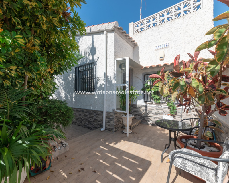 Revente - Maison Individuelle - Urb. La Marina