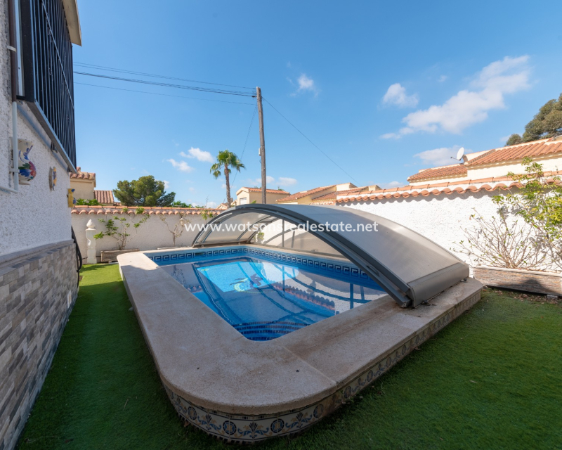 Revente - Maison Individuelle - Urb. La Marina
