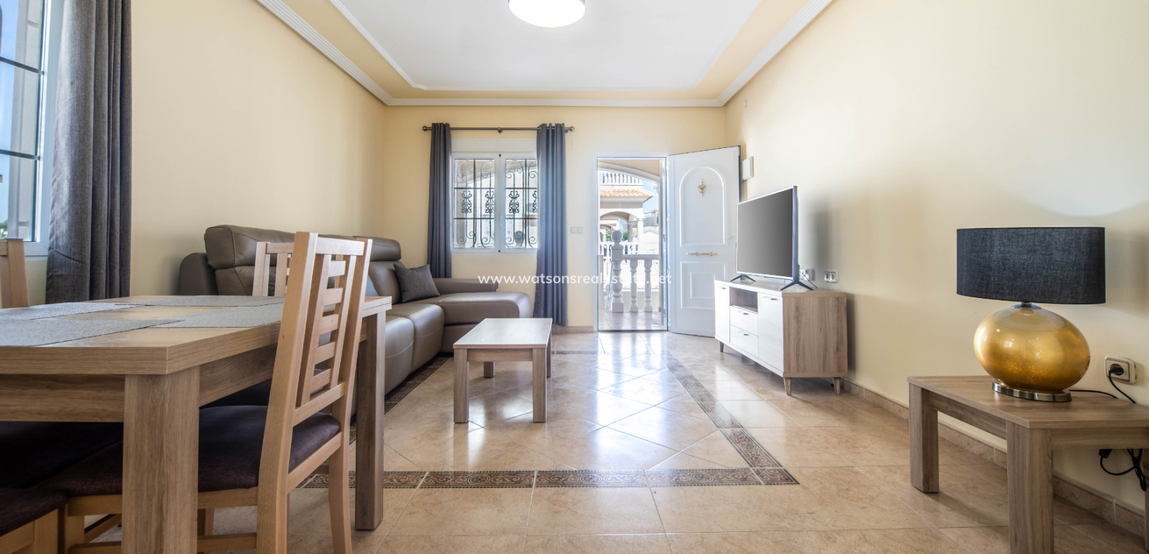 Revente - Maison Individuelle - Urb. La Marina