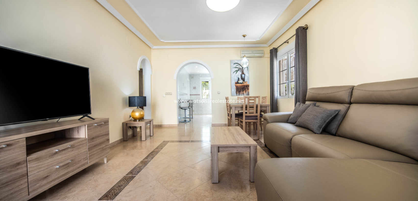 Revente - Maison Individuelle - Urb. La Marina
