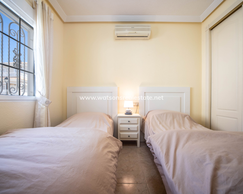 Revente - Maison Individuelle - Urb. La Marina