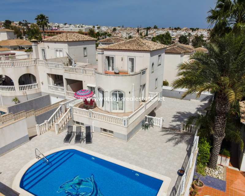 Revente - Maison Individuelle - Urb. La Marina