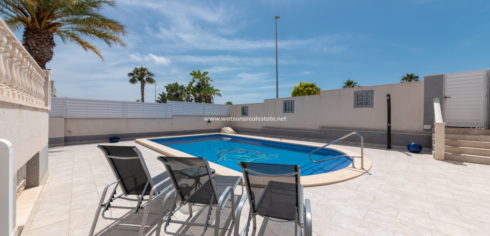 Revente - Maison Individuelle - Urb. La Marina