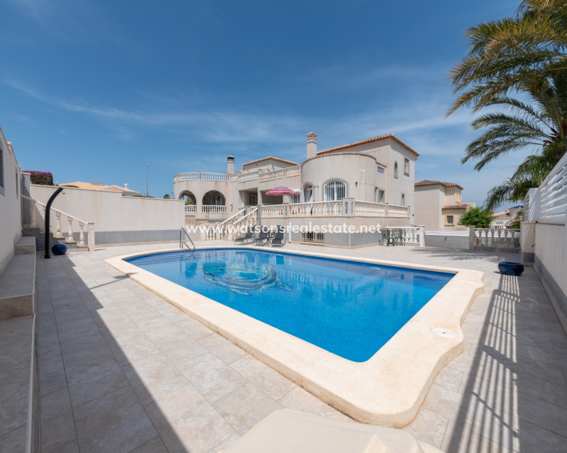 Revente - Maison Individuelle - Urb. La Marina