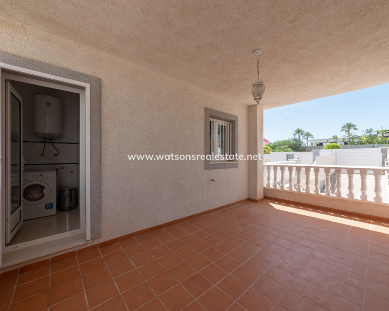 Revente - Maison Individuelle - Urb. La Marina